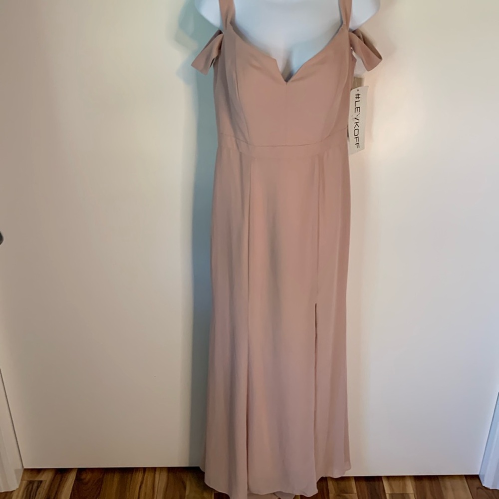 NWT Bill Levkoff Evening Gown Size 8 Frost Rose